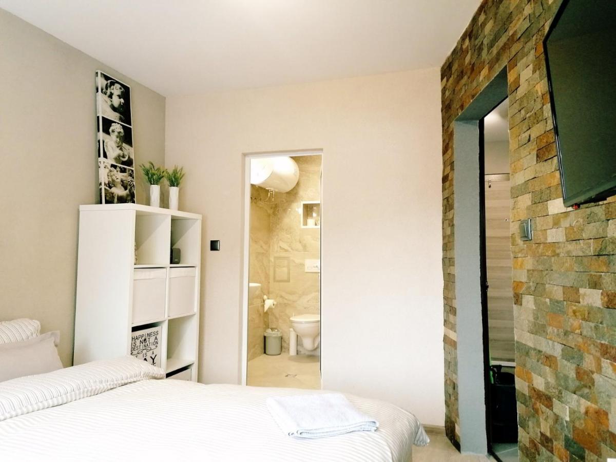 Арт Мезонет Salem Apartment เวลินกราด ภายนอก รูปภาพ