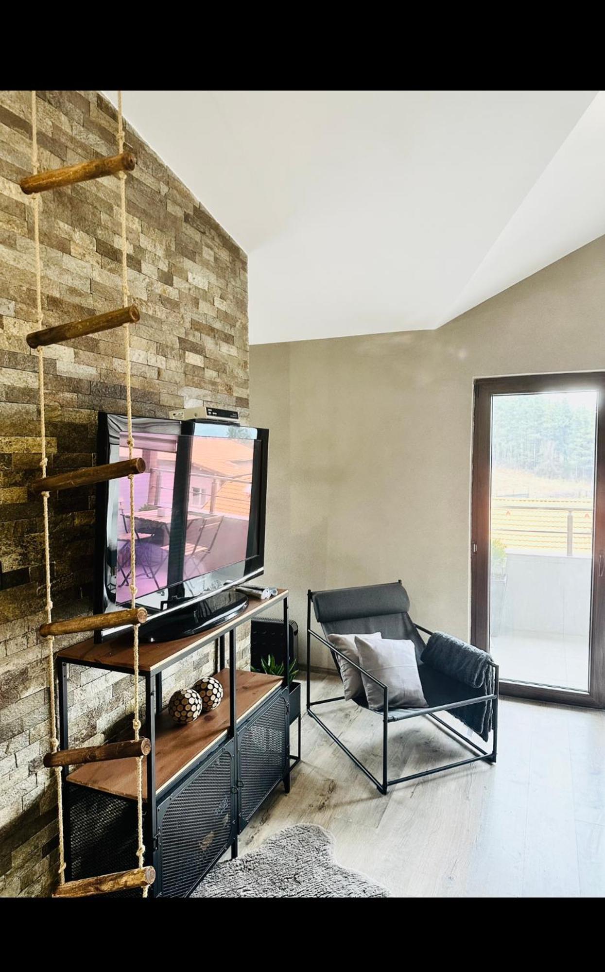 Арт Мезонет Salem Apartment เวลินกราด ภายนอก รูปภาพ